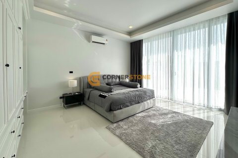 Estudio en Bang Lamung, Tailandia № 146492 - foto 13