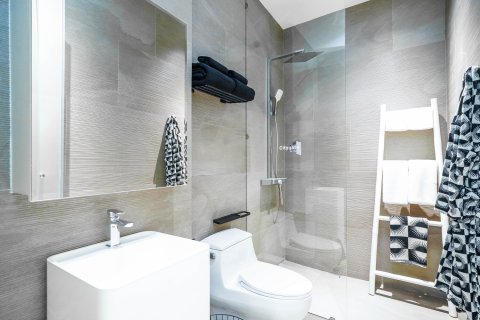 Apartamento de 2 habitaciones en Pattaya, Tailandia № 181275 - foto 10