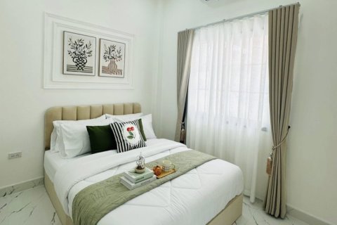 Casa de 3 dormitorios en Pattaya, Tailandia № 181272 - foto 13