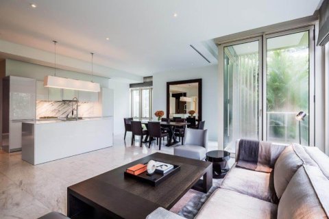 Condominio de 3 dormitorios en Bangkok, Tailandia № 166927 - foto 20