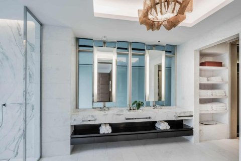 Condominio de 3 dormitorios en Bangkok, Tailandia № 166927 - foto 17