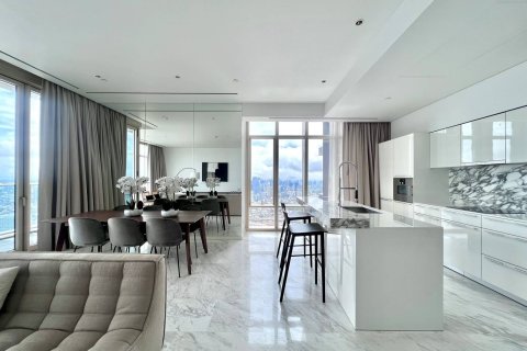 Condominio de 3 dormitorios en Bangkok, Tailandia № 166927 - foto 28