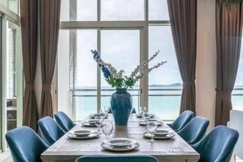 Condominio de 4 dormitorios en Pattaya, Tailandia № 157660 - foto 8