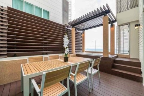 Condominio de 4 dormitorios en Pattaya, Tailandia № 157660 - foto 11