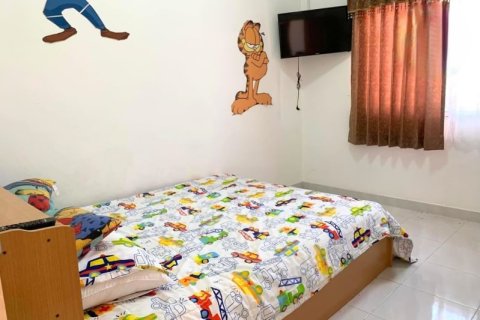 Casa de 3 dormitorios en Pattaya, Tailandia № 157659 - foto 7