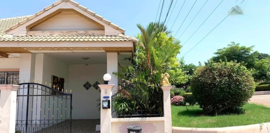 Casa de 3 dormitorios en Pattaya, Tailandia № 157659