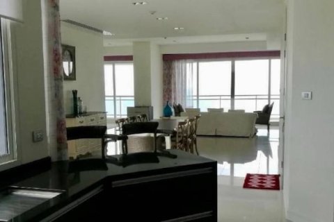 Condominio de 3 dormitorios en Pattaya, Tailandia № 157663 - foto 13