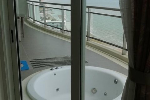 Condominio de 3 dormitorios en Pattaya, Tailandia № 157663 - foto 5