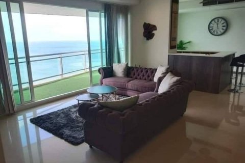 Condominio de 3 dormitorios en Pattaya, Tailandia № 157661 - foto 10