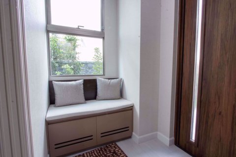 Casa de 3 dormitorios en Saphan Sung, Bangkok, Tailandia № 54351 - foto 6