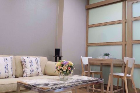 Condominio de 1 dormitorio en Chatuchak, Bangkok, Tailandia № 54352 - foto 4
