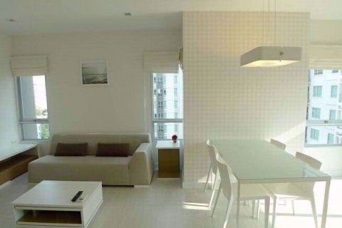 Condominio de 2 dormitorios en Chatuchak, Bangkok, Tailandia № 54350