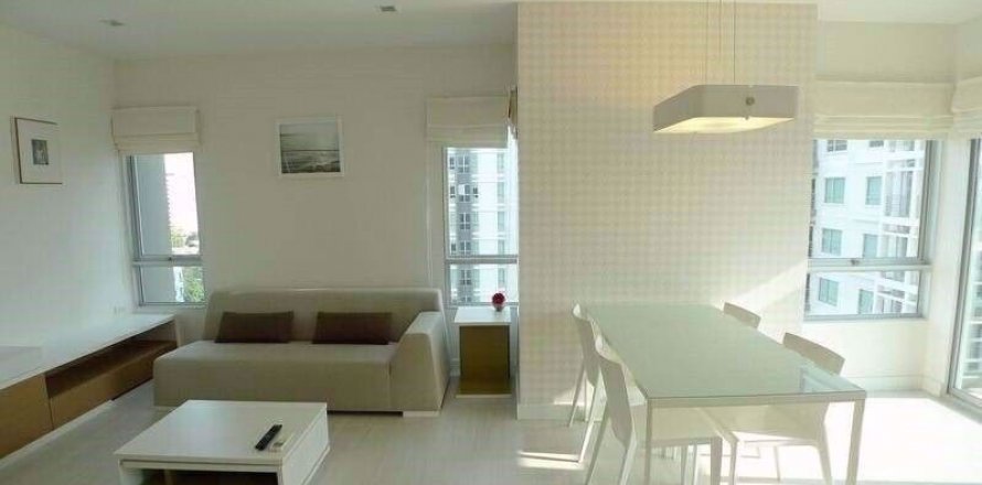 Condominio de 2 dormitorios en Chatuchak, Bangkok, Tailandia № 54350