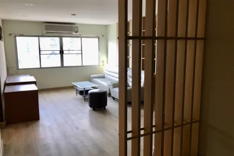 Condominio de 2 dormitorios en Watthana, Bangkok, Tailandia № 137852 - foto 7