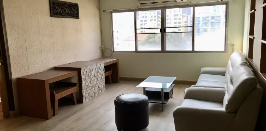 Condominio de 2 dormitorios en Watthana, Bangkok, Tailandia № 137852