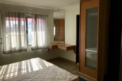 Condominio de 2 dormitorios en Watthana, Bangkok, Tailandia № 137852 - foto 3