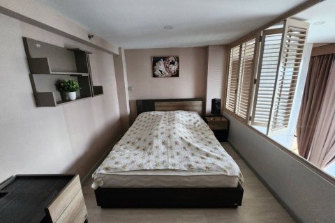 Estudio en el condominio en Sathon, Bangkok, Tailandia № 136253 - foto 9