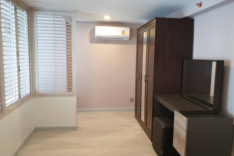 Estudio en el condominio en Sathon, Bangkok, Tailandia № 136253 - foto 7