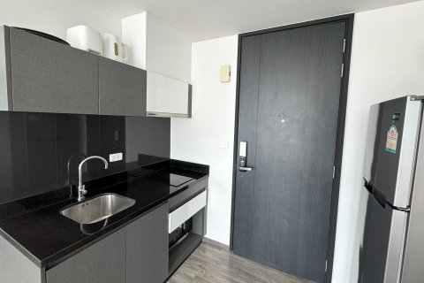 Estudio en el condominio en Kathu, Tailandia № 170968 - foto 2