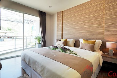 Condominio de 2 dormitorios en Jomtien Beach, Pattaya, Tailandia № 32592 - foto 10
