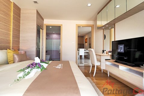 Condominio de 2 dormitorios en Jomtien Beach, Pattaya, Tailandia № 32592 - foto 11