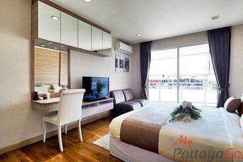 Condominio de 2 dormitorios en Jomtien Beach, Pattaya, Tailandia № 32592 - foto 19