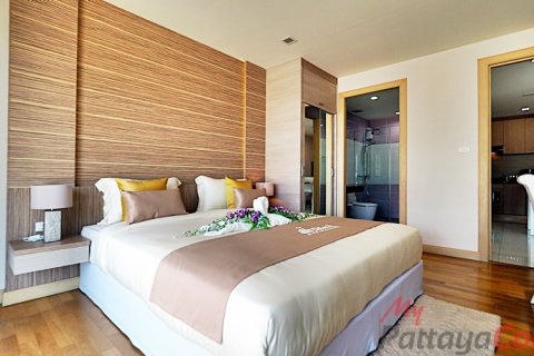 Condominio de 2 dormitorios en Jomtien Beach, Pattaya, Tailandia № 32592 - foto 8