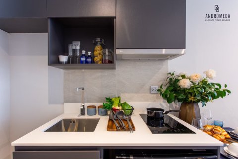 Apartamento de 382 dormitorios en Pattaya, Tailandia № 205897 - foto 4
