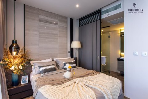 Apartamento de 382 dormitorios en Pattaya, Tailandia № 205897 - foto 2