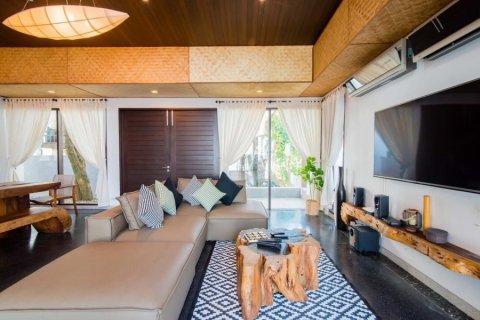 Chalet de 4 dormitorios en Pran Buri, Tailandia № 205662 - foto 6