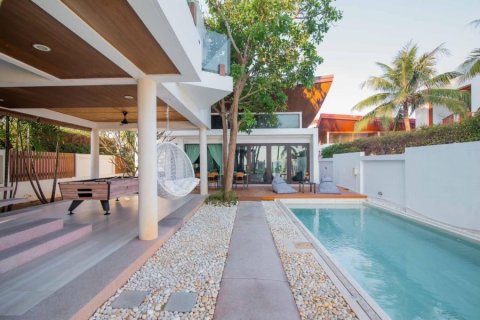 Villa in Pran Buri, Thailand 4 Schlafzimmer № 205662