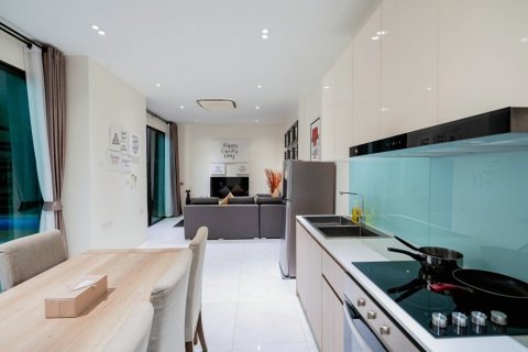 Chalet de 3 dormitorios en Hua Hin, Tailandia № 205664 - foto 12