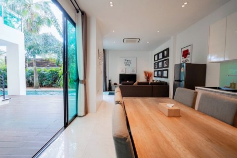 Chalet de 3 dormitorios en Hua Hin, Tailandia № 205664 - foto 8