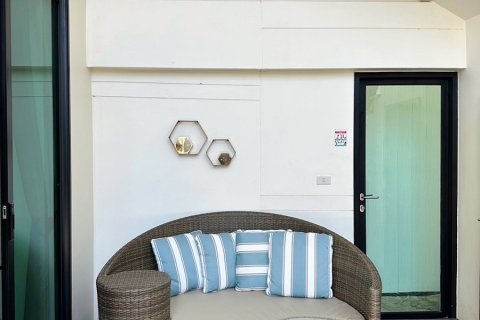 Chalet de 3 dormitorios en Hua Hin, Tailandia № 205664 - foto 6