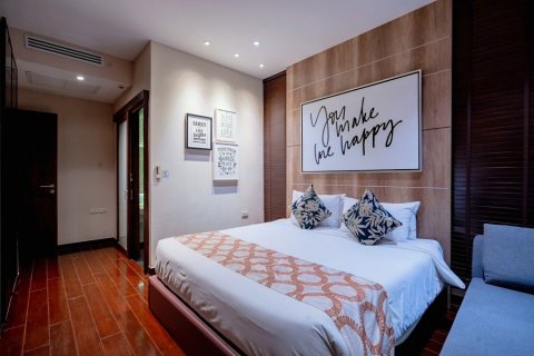 Chalet de 3 dormitorios en Hua Hin, Tailandia № 205664 - foto 17