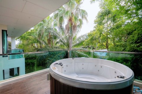 Chalet de 3 dormitorios en Hua Hin, Tailandia № 205664 - foto 25