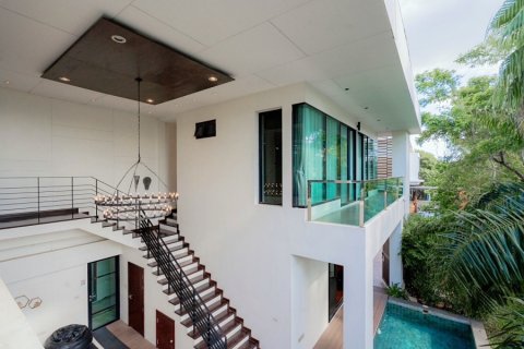 Chalet de 3 dormitorios en Hua Hin, Tailandia № 205664 - foto 3
