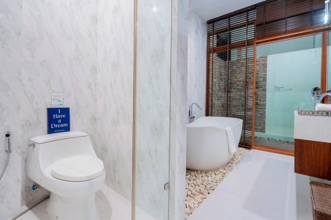 Chalet de 3 dormitorios en Hua Hin, Tailandia № 205665 - foto 16