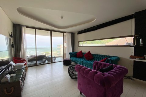 Ático de 3 dormitorios en Hua Hin, Tailandia № 205659 - foto 6