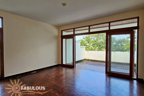 Condominio de 3 dormitorios en Bang Tao, Tailandia № 179242 - foto 9
