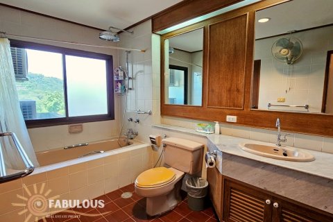 Condominio de 3 dormitorios en Bang Tao, Tailandia № 179240 - foto 11