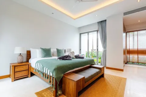 Casa de 4 dormitorios en Bang Tao, Tailandia № 172509 - foto 11