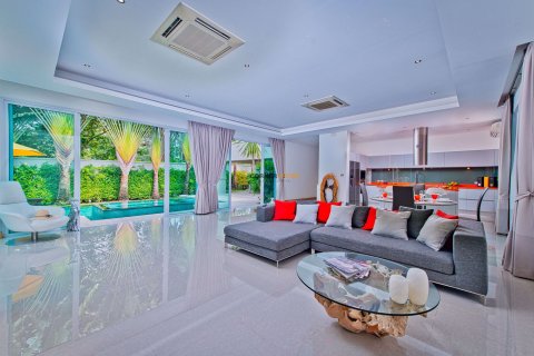 Estudio en Pattaya, Tailandia № 172517 - foto 9