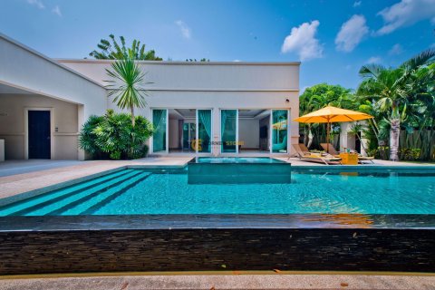 Studio in Pattaya, Thailand № 172517
