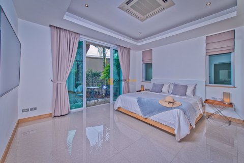 Estudio en Pattaya, Tailandia № 172517 - foto 22