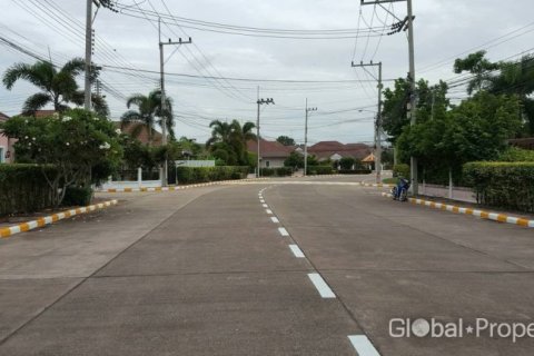 Casa de 3 dormitorios en Pattaya, Tailandia № 172523 - foto 4
