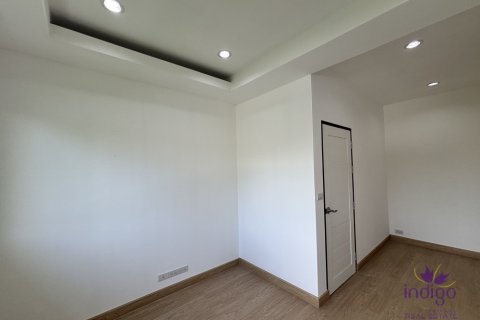 Casa de 4 dormitorios en Saraphi, Tailandia № 205550 - foto 7