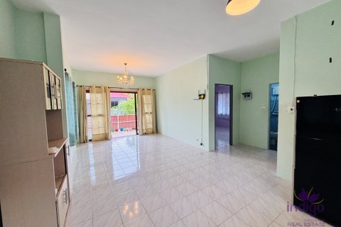 Casa de 2 dormitorios en Hang Dong, Tailandia № 205553 - foto 5