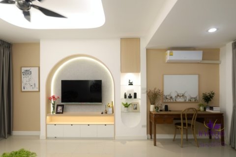 Casa de 2 dormitorios en Hang Dong, Tailandia № 205551 - foto 6