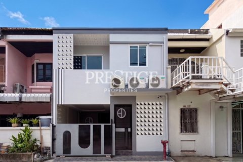 Maison à Pattaya, Thaïlande 3 chambres № 197540